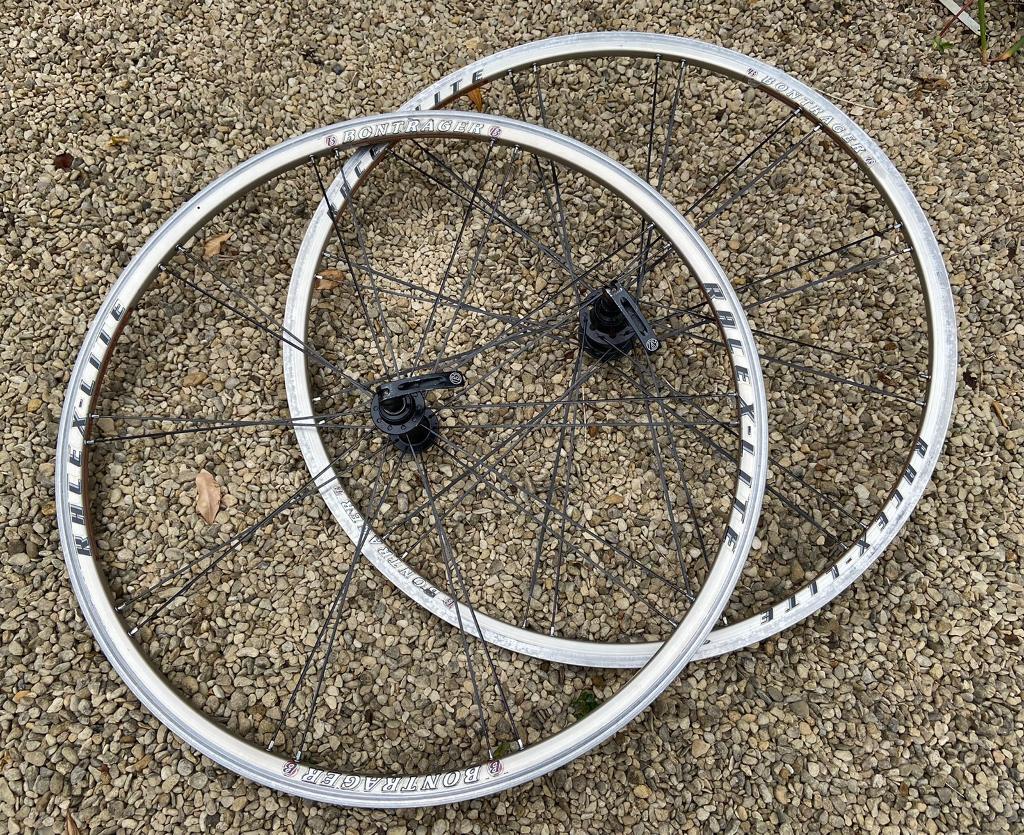 Bontrager Race X-Lite road wheels 
